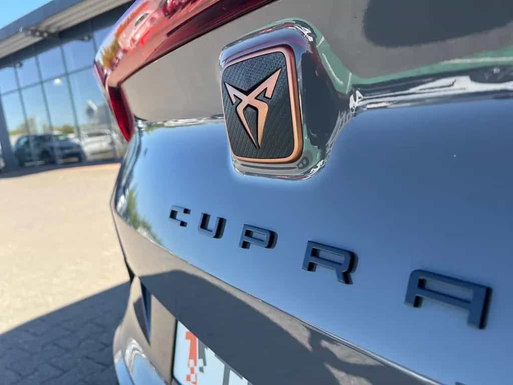 Cupra Formentor 1.5 TSI DSG +AHK +360° +PANO +DCC +LED 02/2022-photo-24