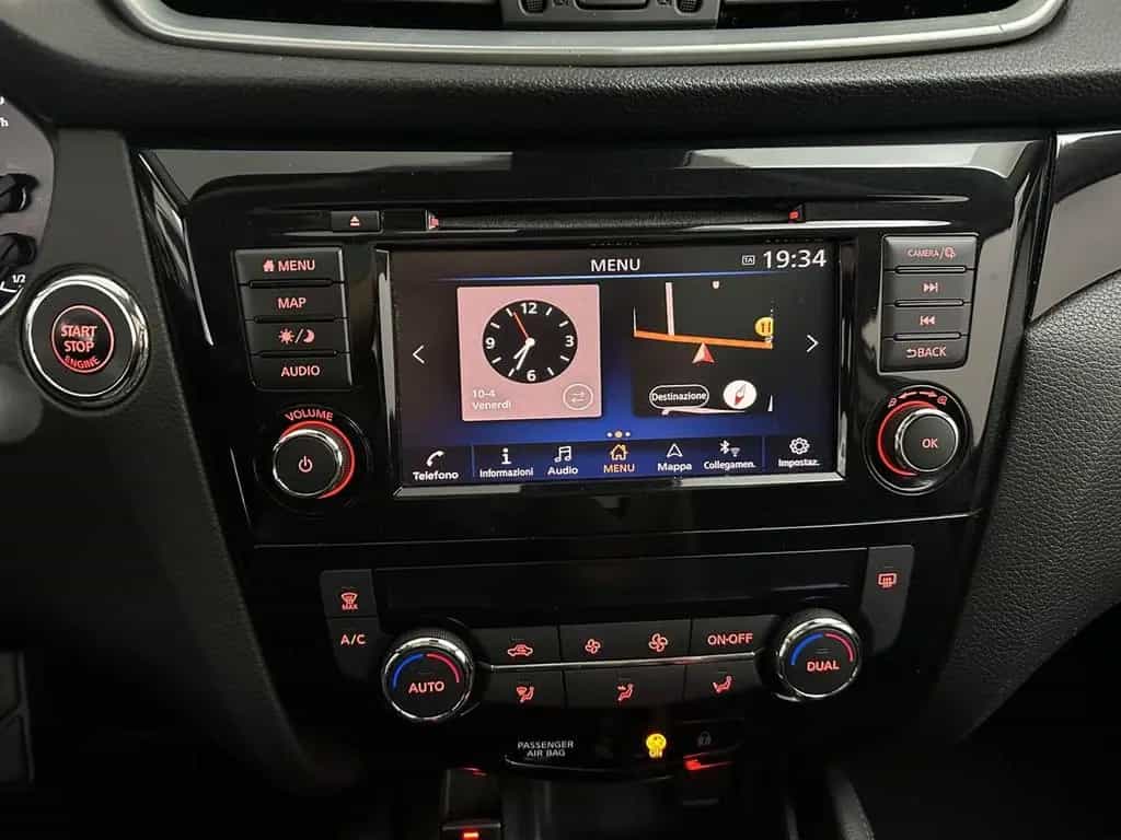 Nissan Qashqai 1.5 dCi 115 CV N-Connecta 04/2020-photo-13