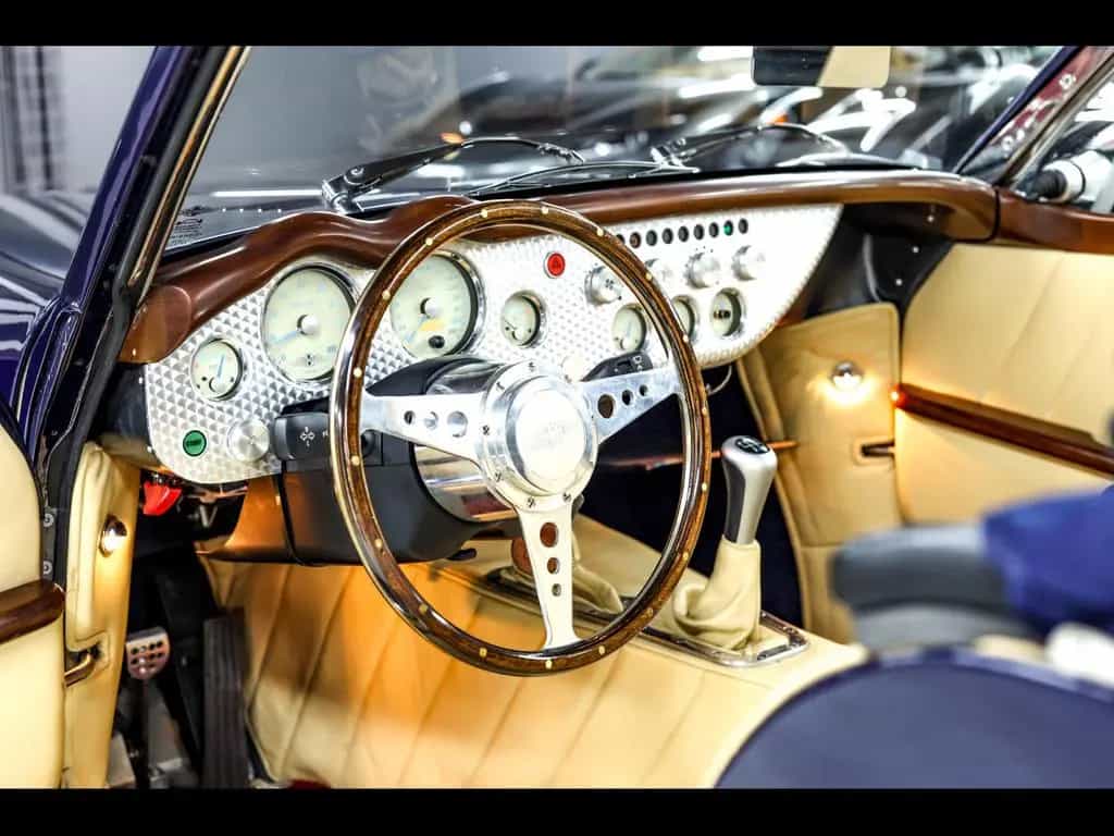 Morgan Aero 8 4.4 V8°MANUAL°ASTON MARTIN MENDIP BLUE°18 03/2004-photo-11