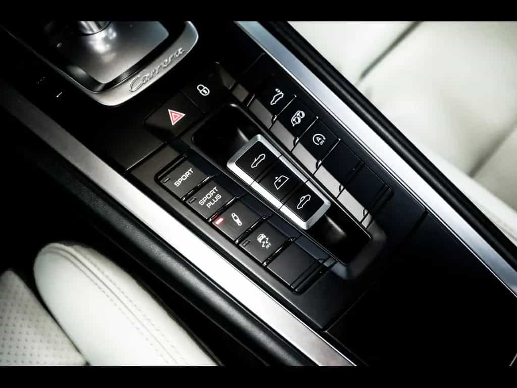 Porsche 911 991.1 CARRERA 4S CABRIOLET PDK°18W°ABGAS 02/2014-photo-24