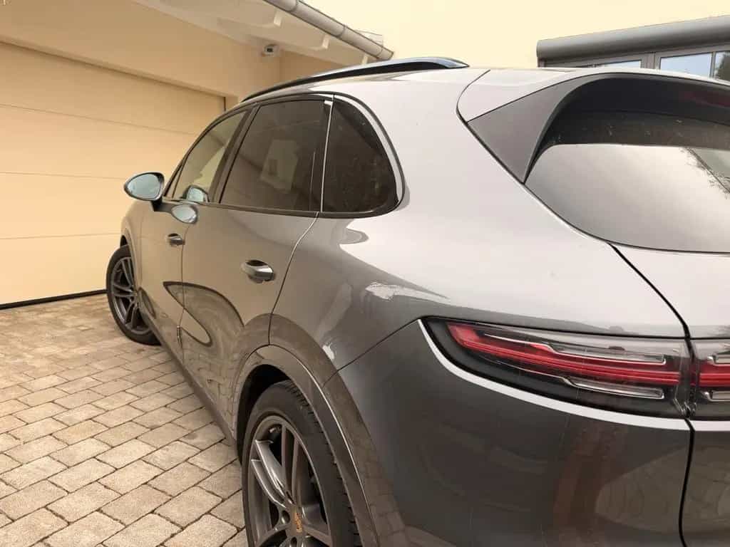 Porsche Cayenne 3.0 V6 - Leder, AHK, Standhz., Pano 08/2019-photo-4