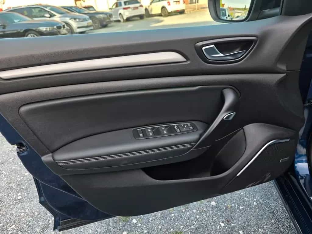 Renault Megane IV Lim. 5-trg. BOSE-Edition *LED 02/2020-photo-27