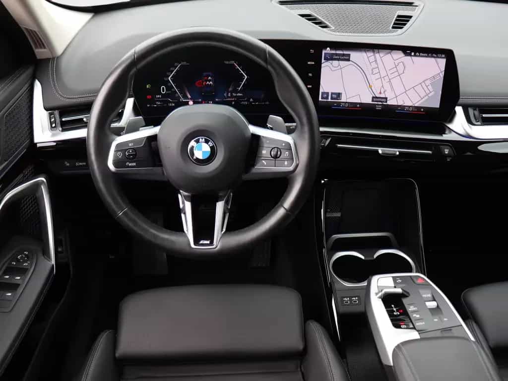 BMW X1 sDrive18i xLine DAB LED Komfortzg. Shz 02/2023-photo-12