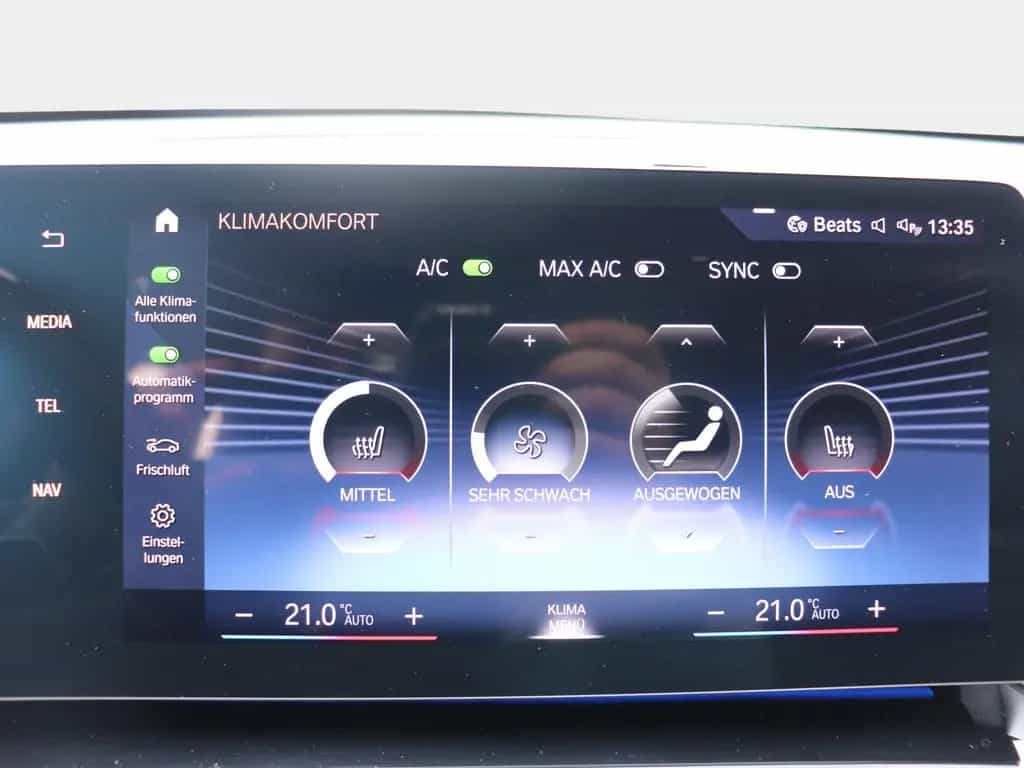 BMW X1 sDrive18i xLine DAB LED Komfortzg. Shz 02/2023-photo-14