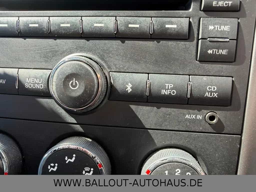 Chevrolet Captiva 2.4 LS 2WD*1.HAND*KLIMA*AHK*TÜV/AU NEU* 10/2011-photo-29