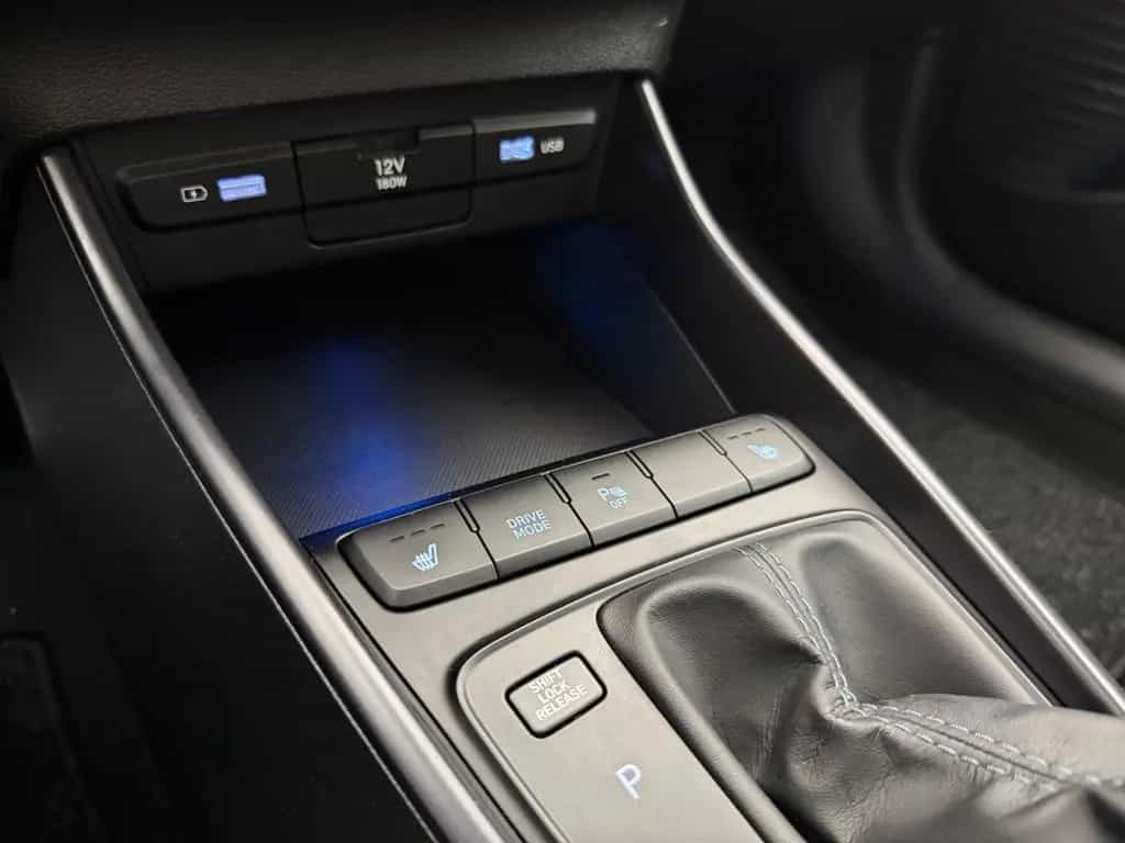 Hyundai BAYON 1.0 T-GDI Mild-Hybrid*INTRO*LED-R.KAM-LHZ 06/2021-photo-39