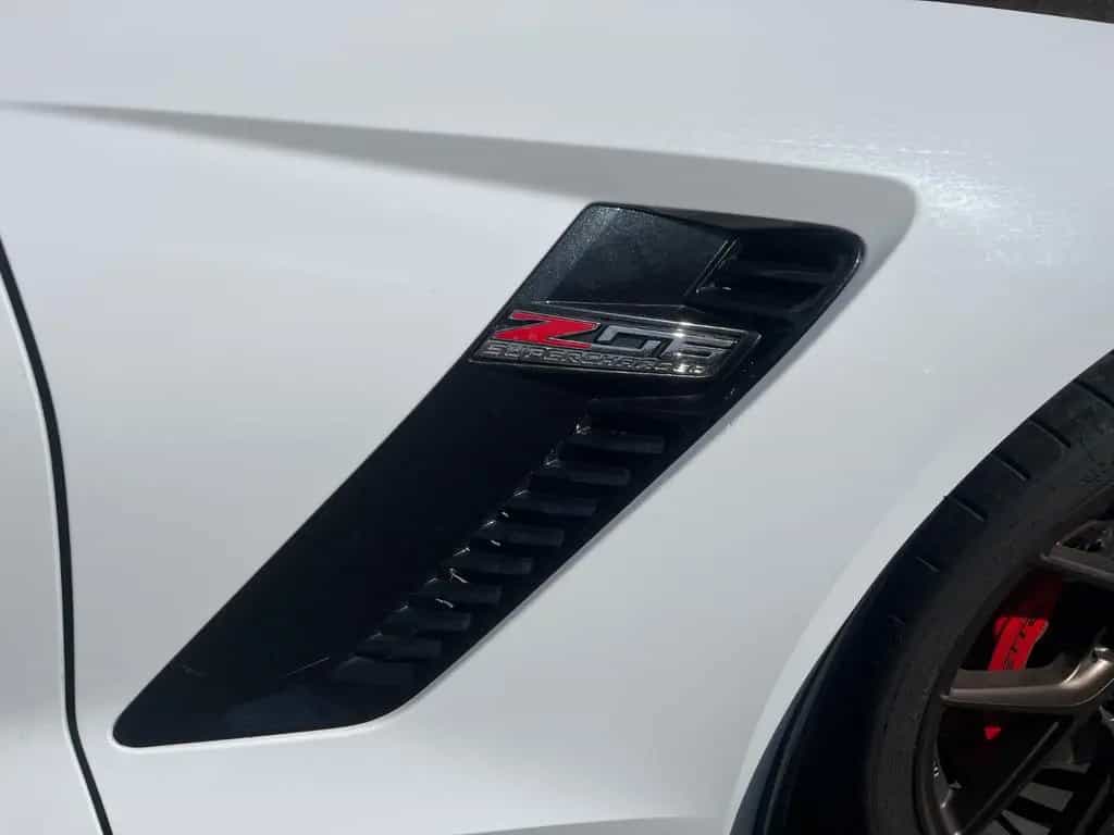 Corvette C7 6.2 V8 C7.R-Edition MT7 Coupe C7.R-Edition 01/2016-photo-12