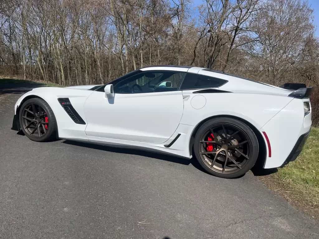 Corvette C7 6.2 V8 C7.R-Edition MT7 Coupe C7.R-Edition 01/2016-photo-2