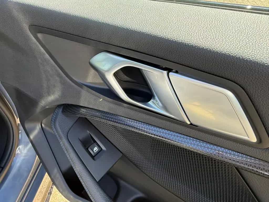 BMW M135 i xDrive Navi LED Memory Head-Up Kamera 12/2020-photo-23