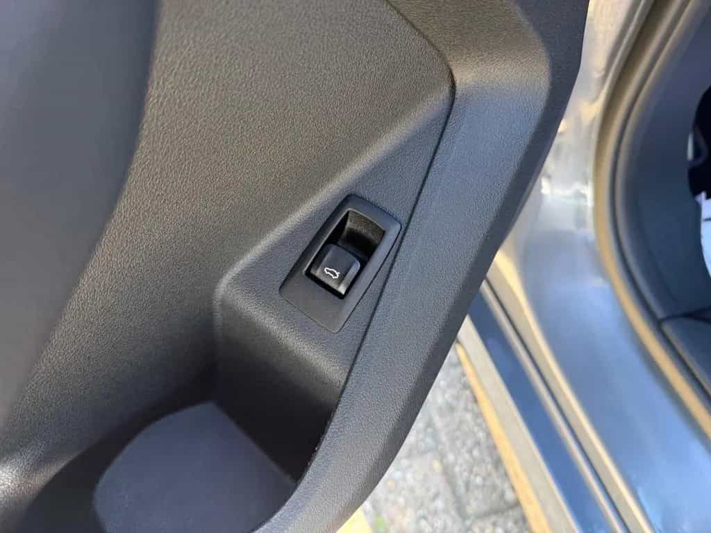 BMW M135 i xDrive Navi LED Memory Head-Up Kamera 12/2020-photo-25
