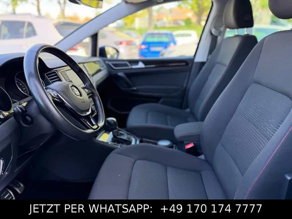 Volkswagen Golf Sportsvan VII Sound*PANORAMA*CARPLAY*TOTWIN 12/2017-photo-11