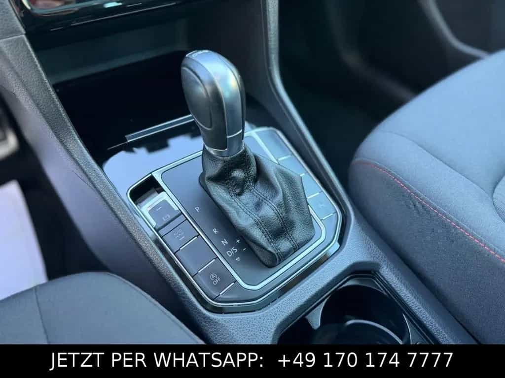 Volkswagen Golf Sportsvan VII Sound*PANORAMA*CARPLAY*TOTWIN 12/2017-photo-12
