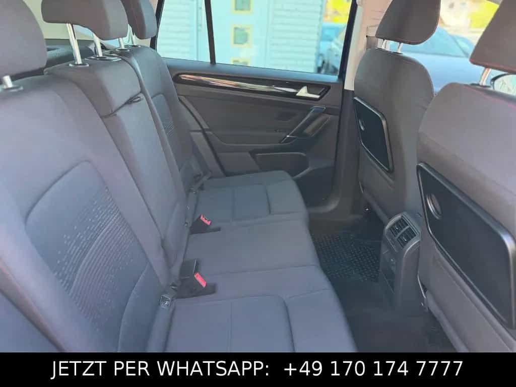 Volkswagen Golf Sportsvan VII Sound*PANORAMA*CARPLAY*TOTWIN 12/2017-photo-24