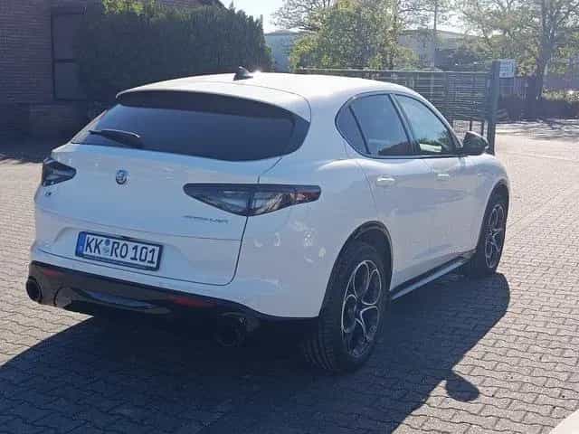 Alfa Romeo Stelvio Veloce Q4 #AHK #HARMAN 11/2025-photo-5