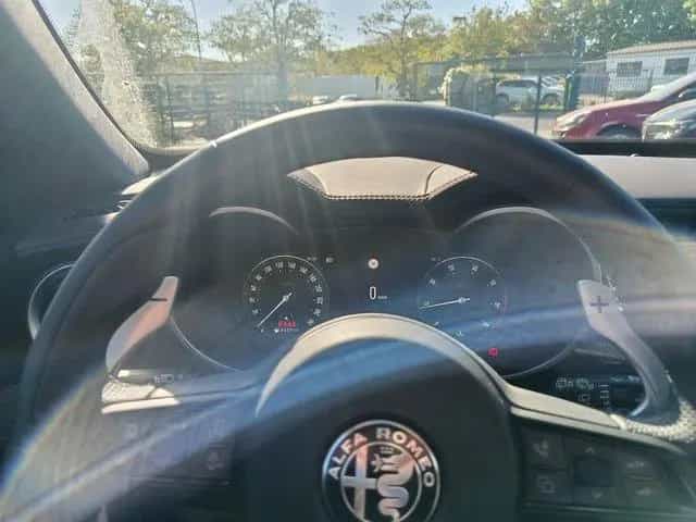 Alfa Romeo Stelvio Veloce Q4 #AHK #HARMAN 11/2025-photo-8
