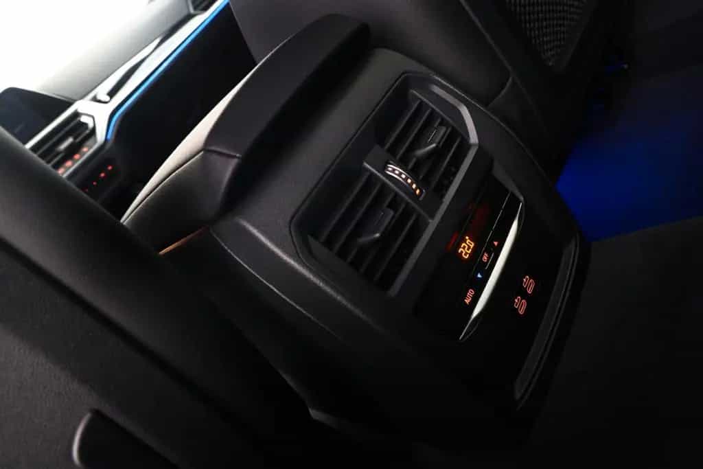 ALPINA B3 Touring Allrad H&K RFK AHK 20" M-Leuchten 03/2022-photo-20