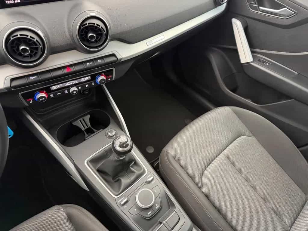 Audi Q2 35 TFSI*SPORT*LED-AHK-TEMPO-SHZ-PDC-DSP-MMI 01/2020-photo-40