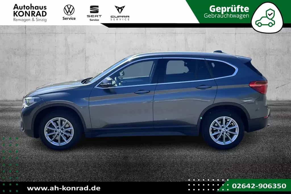 BMW X1 xDrive 20 i Advantage 06/2019-photo-2