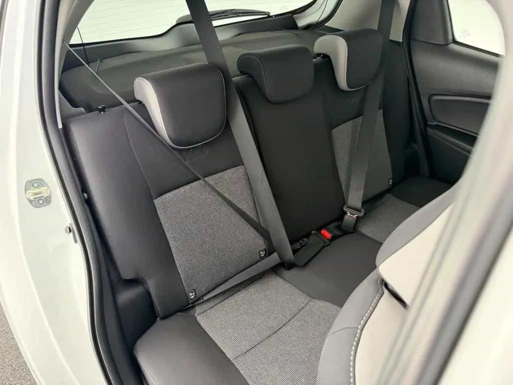 Toyota Yaris 1.5 Dual-VVT-iE*TEAM D*R.KAM-SPUR-SHZ-USB 03/2019-photo-18