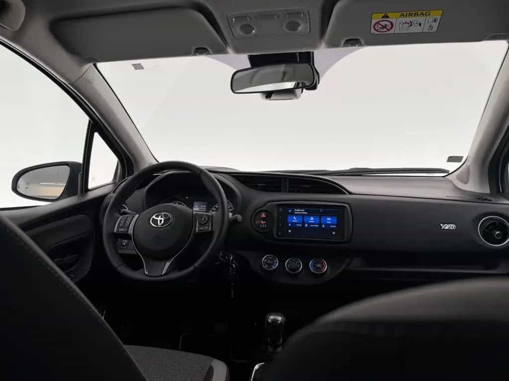Toyota Yaris 1.5 Dual-VVT-iE*TEAM D*R.KAM-SPUR-SHZ-USB 03/2019-photo-28