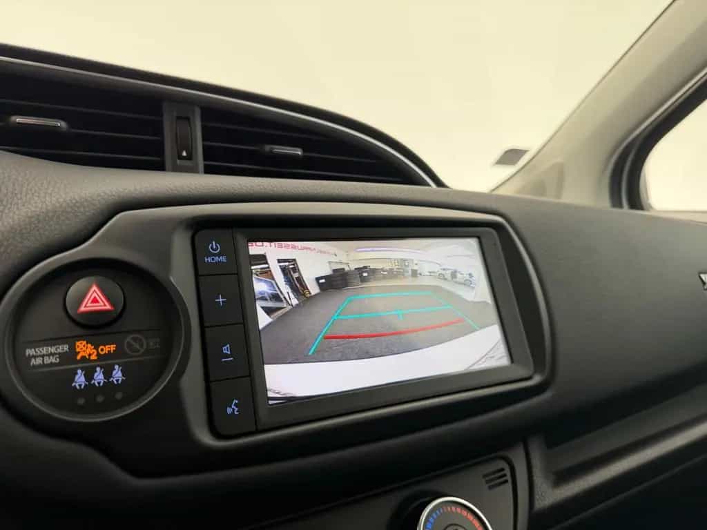 Toyota Yaris 1.5 Dual-VVT-iE*TEAM D*R.KAM-SPUR-SHZ-USB 03/2019-photo-36