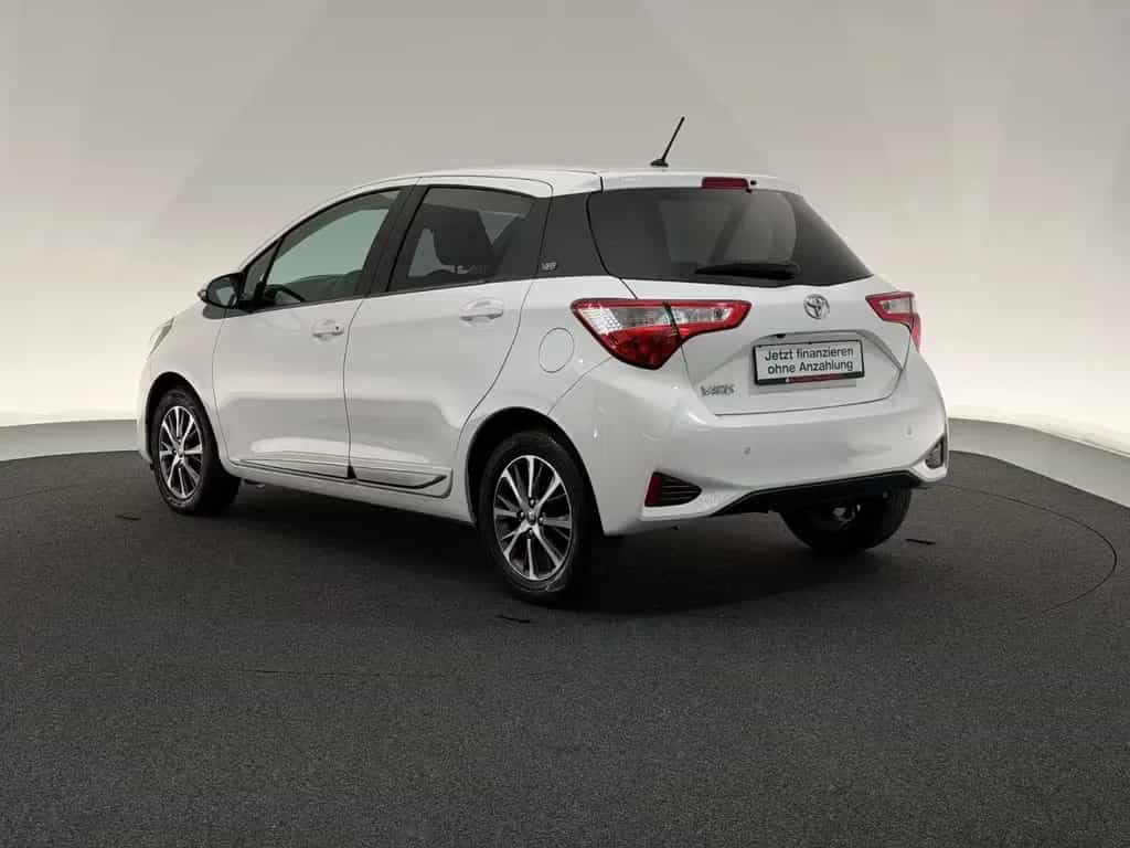 Toyota Yaris 1.5 Dual-VVT-iE*TEAM D*R.KAM-SPUR-SHZ-USB 03/2019-photo-4