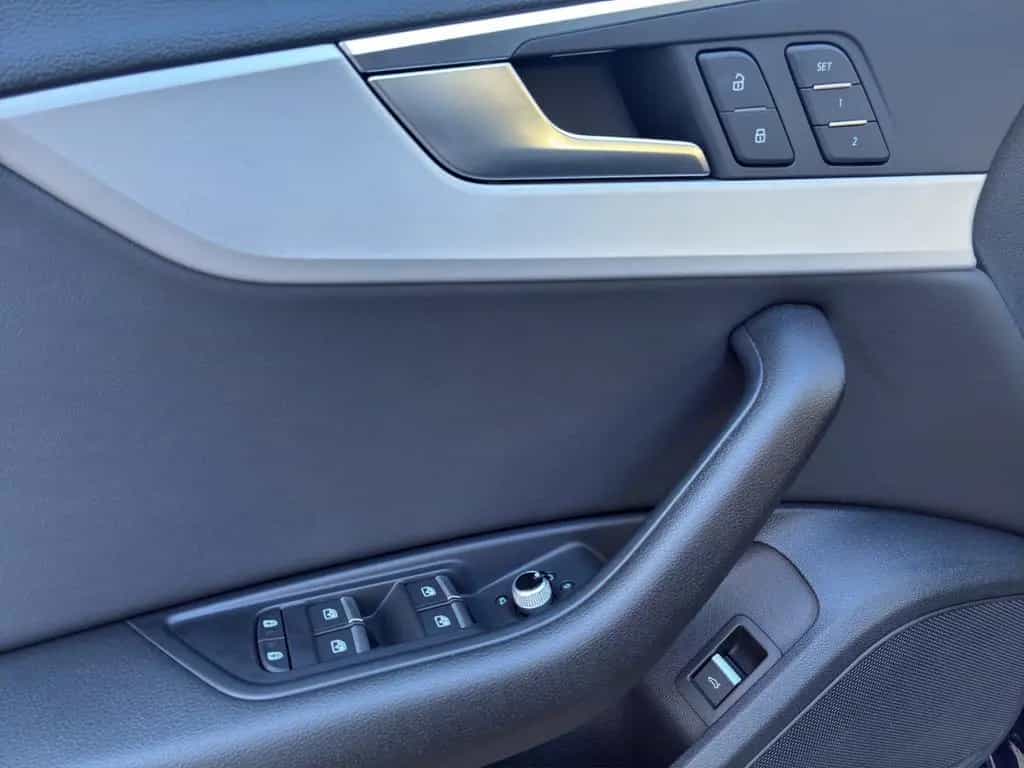Audi A4 Avant 40 TDI advanced Leder AHK DSP 02/2021-photo-11