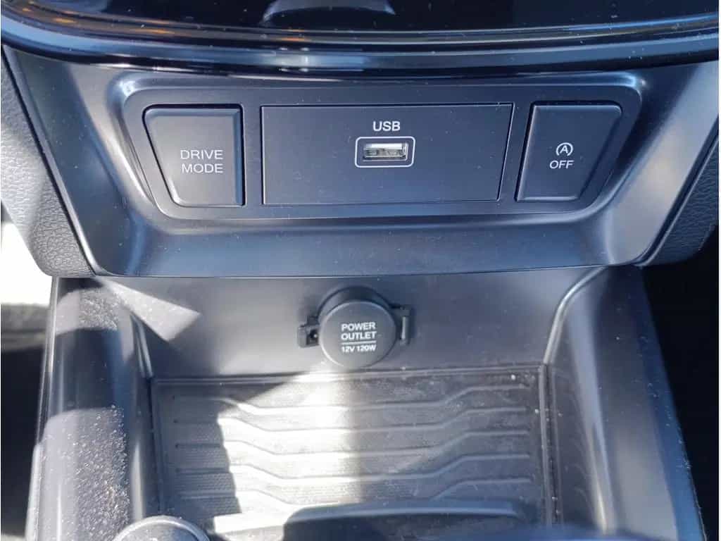 Ssangyong Tivoli Sapphire 1.5 AT6 Kamera Sitz-/Lenkradheiz 09/2023-photo-13