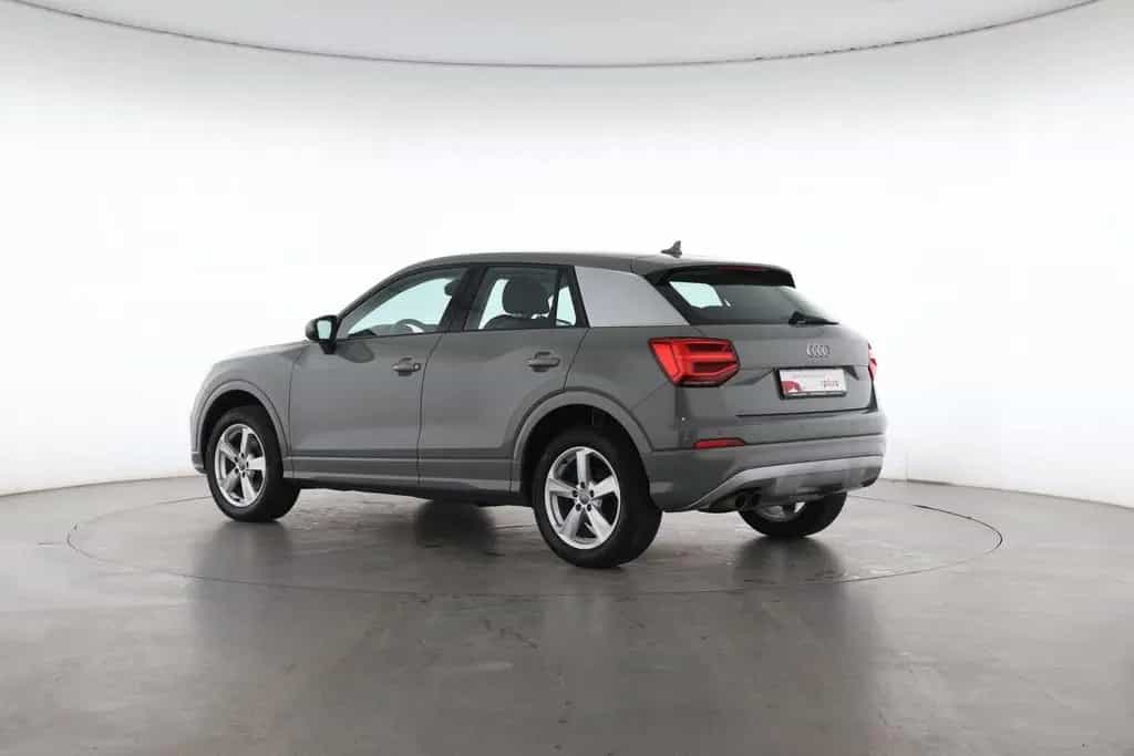 Audi Q2 35 TFSI S tronic sport | NAVI | PDC | LED | 03/2018-photo-3