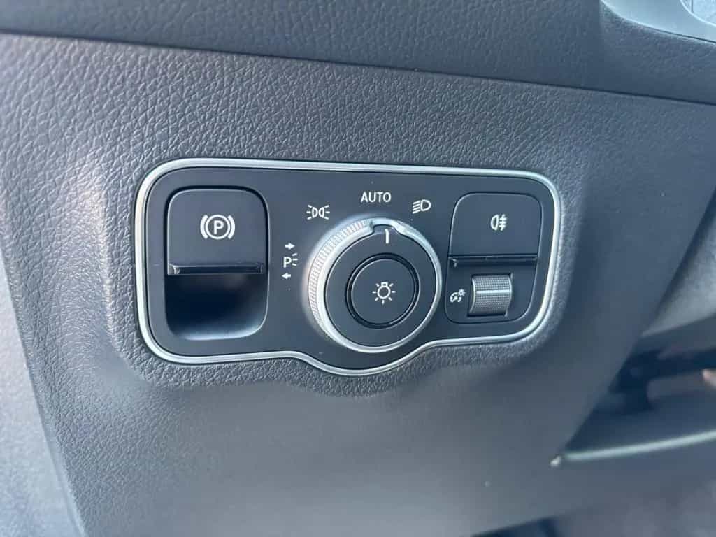 Mercedes-Benz GLB-Class 220 4M Off-Road*8G*LED*Kamera*Easy-Pack* 11/2024-photo-15