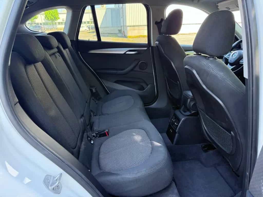 BMW X1 sDrive 18 i Advantage GARANTIE 07/2020-photo-21