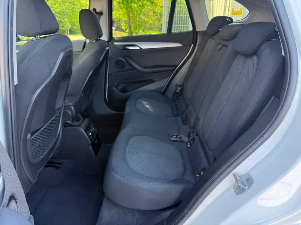 BMW X1 sDrive 18 i Advantage GARANTIE 07/2020-photo-22