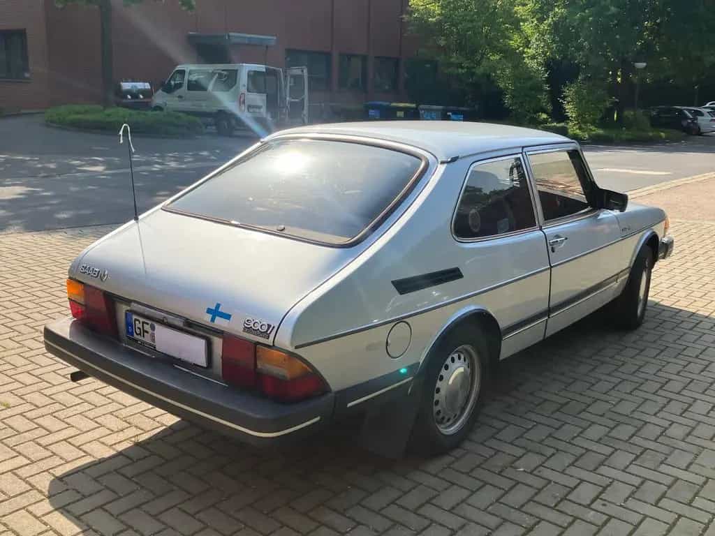 Saab 900 10/1985-photo-3