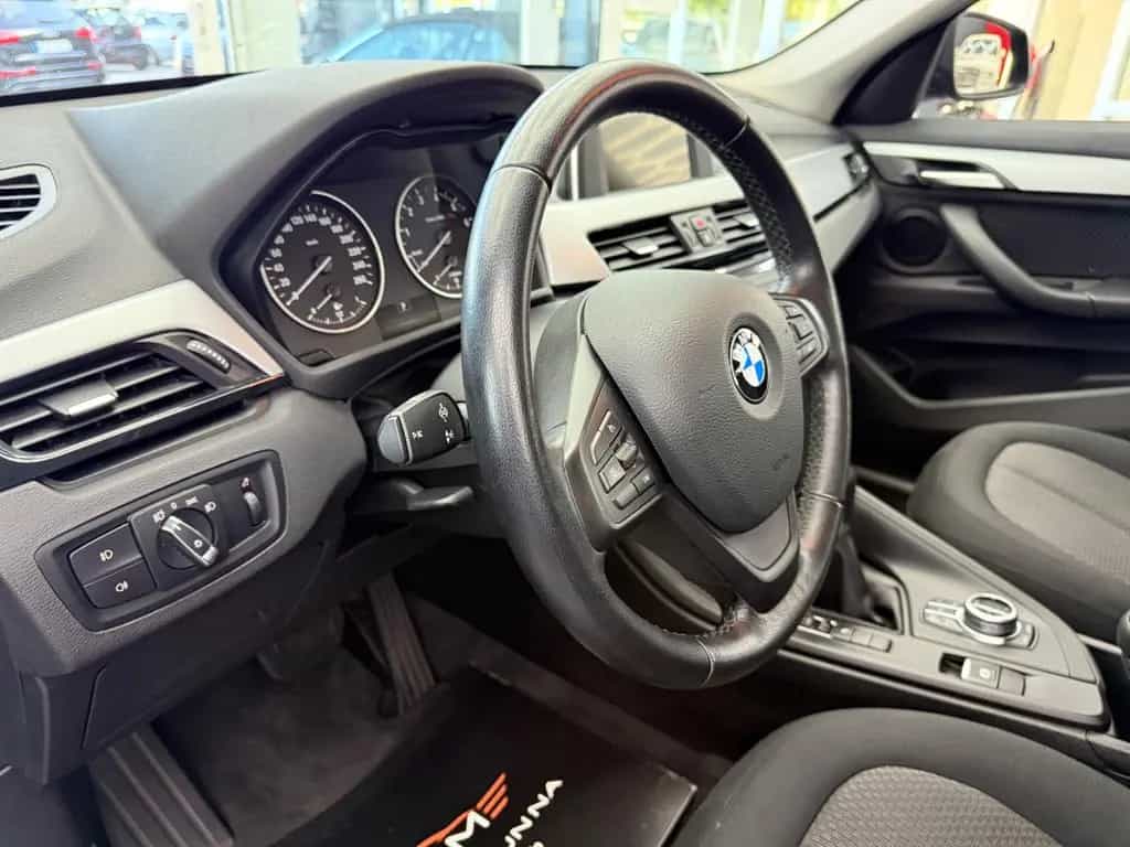 BMW X1 sDrive 18 i Advantage *Business*Navi*PDC*AHK 11/2017-photo-13