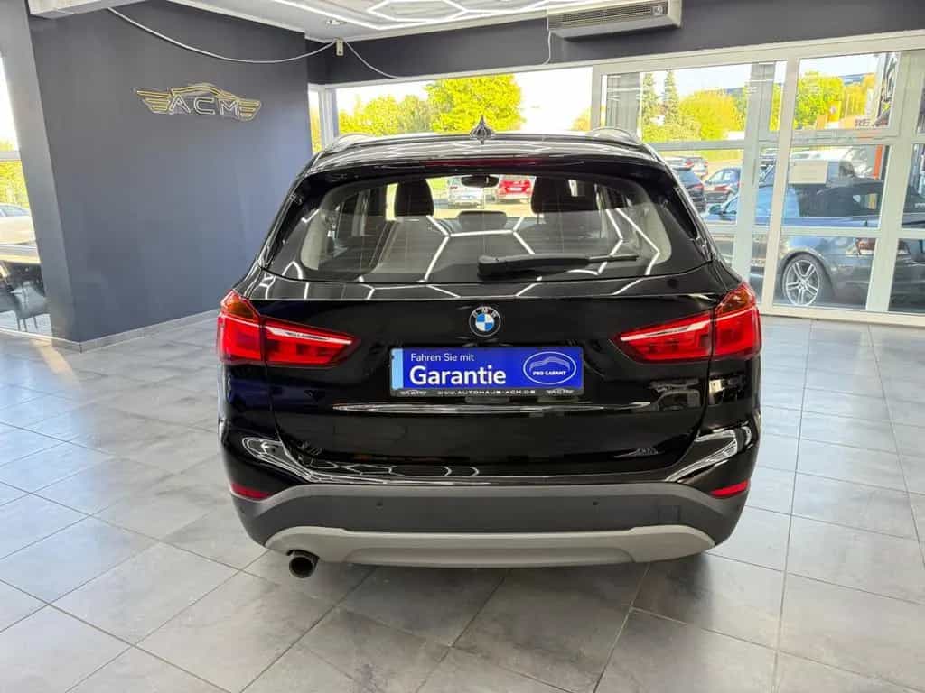 BMW X1 sDrive 18 i Advantage *Business*Navi*PDC*AHK 11/2017-photo-3