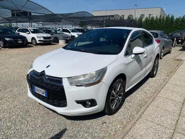 DS Automobiles DS4 DS AUTOMOBILES DS 4 1.6 e-HDi 110 airdream Chic 09/2012-photo-0
