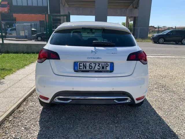 DS Automobiles DS4 DS AUTOMOBILES DS 4 1.6 e-HDi 110 airdream Chic 09/2012-photo-5