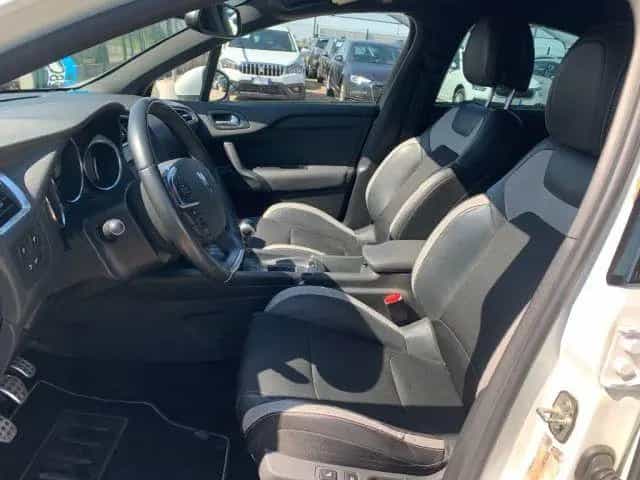 DS Automobiles DS4 DS AUTOMOBILES DS 4 1.6 e-HDi 110 airdream Chic 09/2012-photo-8