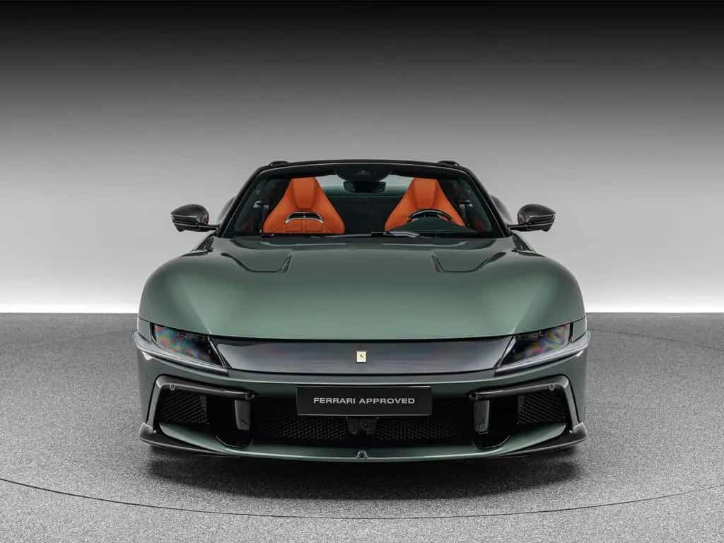 Ferrari 12Cilindri Spider 08/2025-photo-9