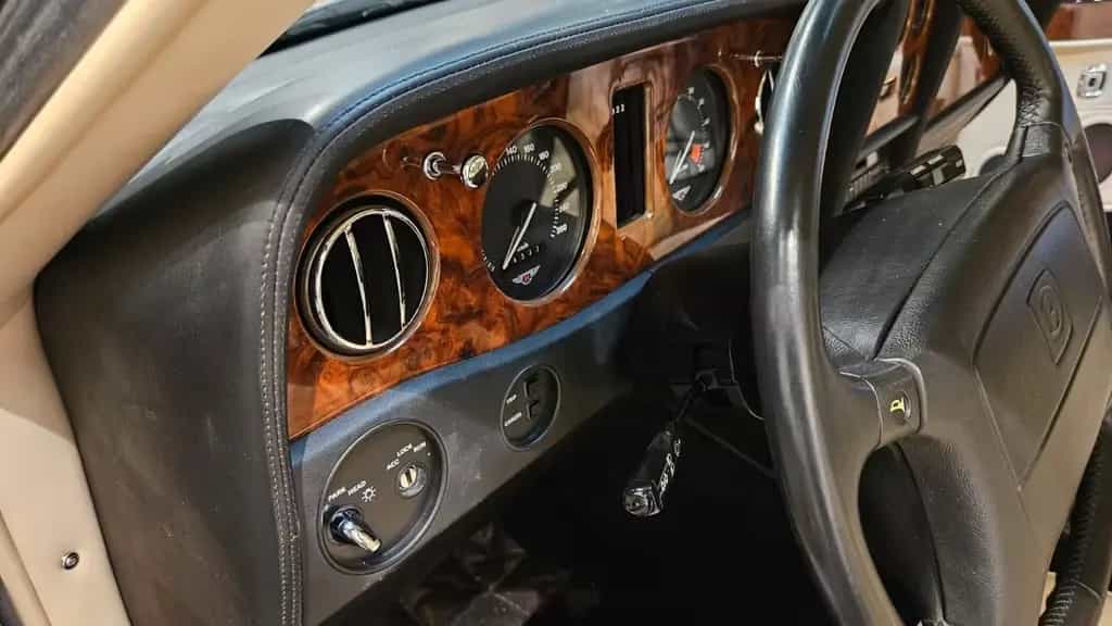 Bentley Continental R Coupe Mulliner Park Ward 12/1992-photo-10