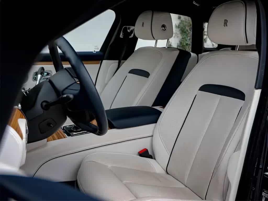 Rolls-Royce Ghost 09/2023-photo-17