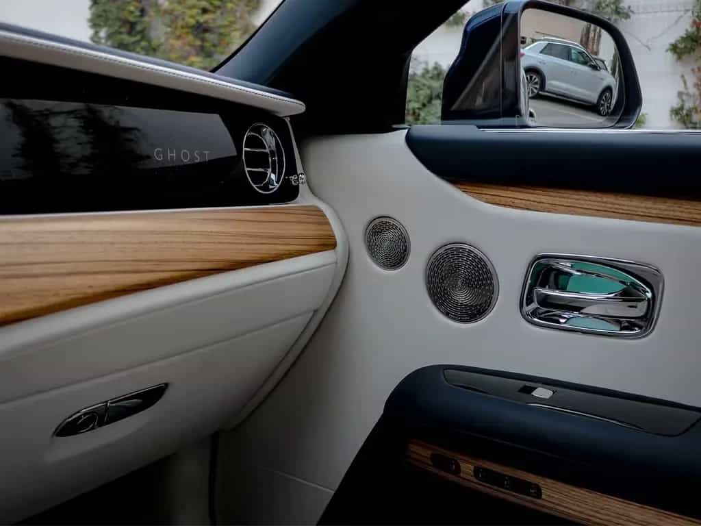 Rolls-Royce Ghost 09/2023-photo-28