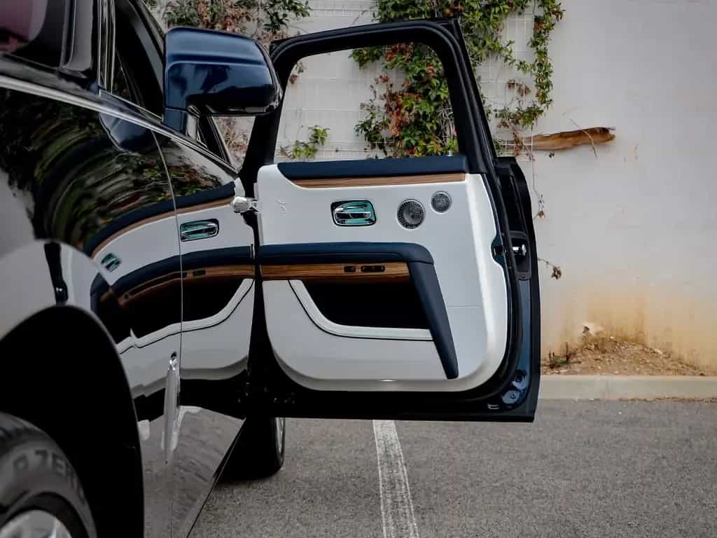 Rolls-Royce Ghost 09/2023-photo-9