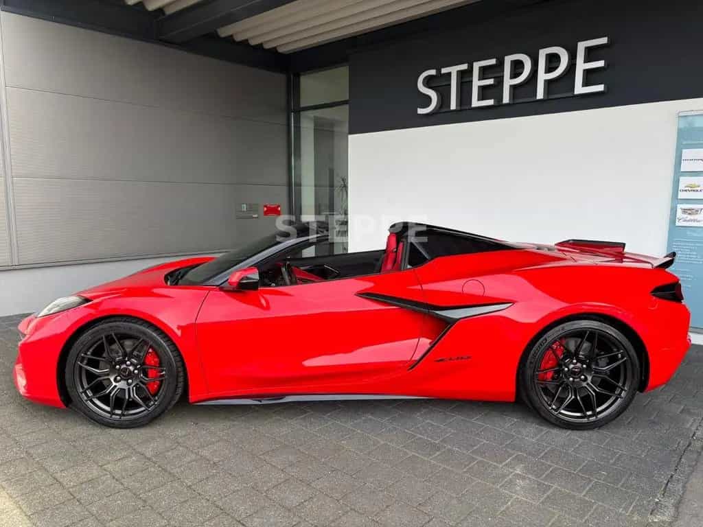 Corvette Z06 5,5V8 Cabrio Europamodell 3LZ 08/2025-photo-1