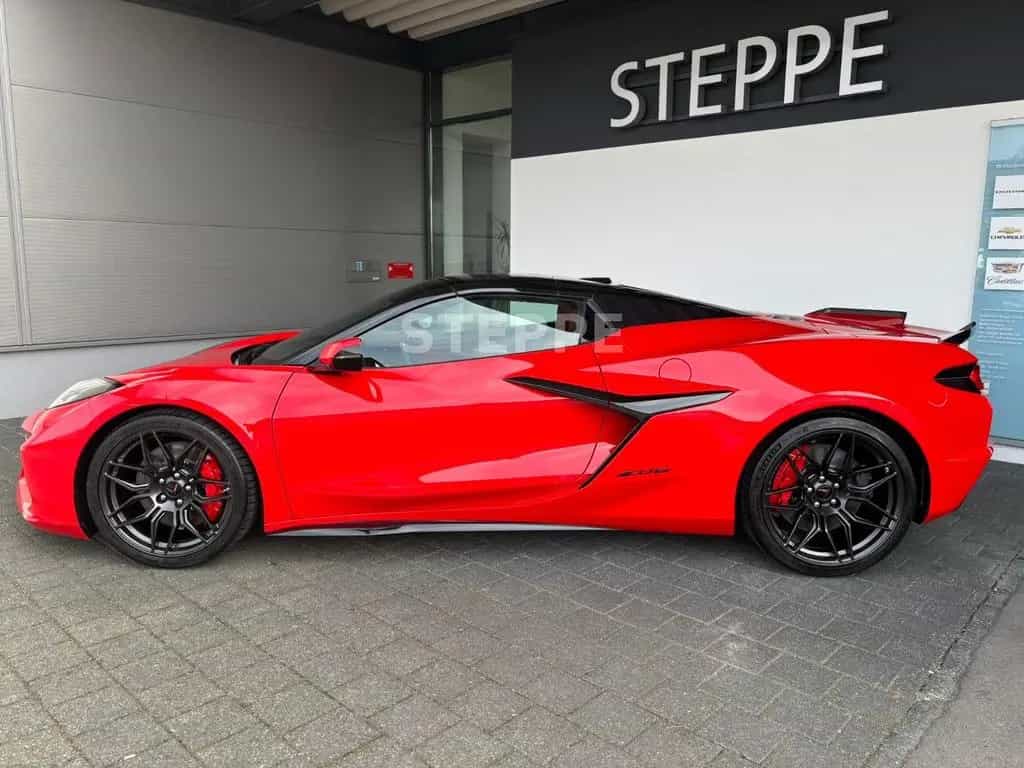 Corvette Z06 5,5V8 Cabrio Europamodell 3LZ 08/2025-photo-2