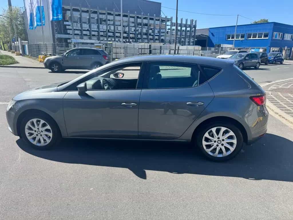 Seat Leon Style 09/2013-photo-16