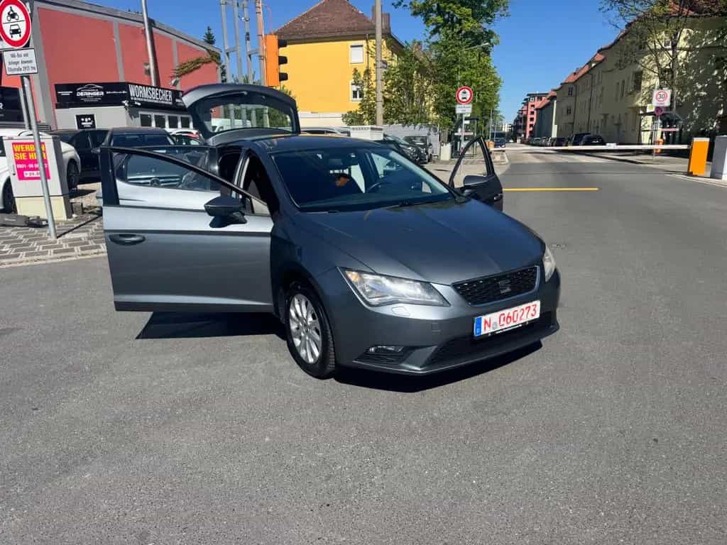 Seat Leon Style 09/2013-photo-19