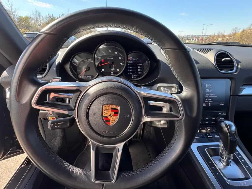 Porsche Cayman T Cayman T 01/2019-photo-9