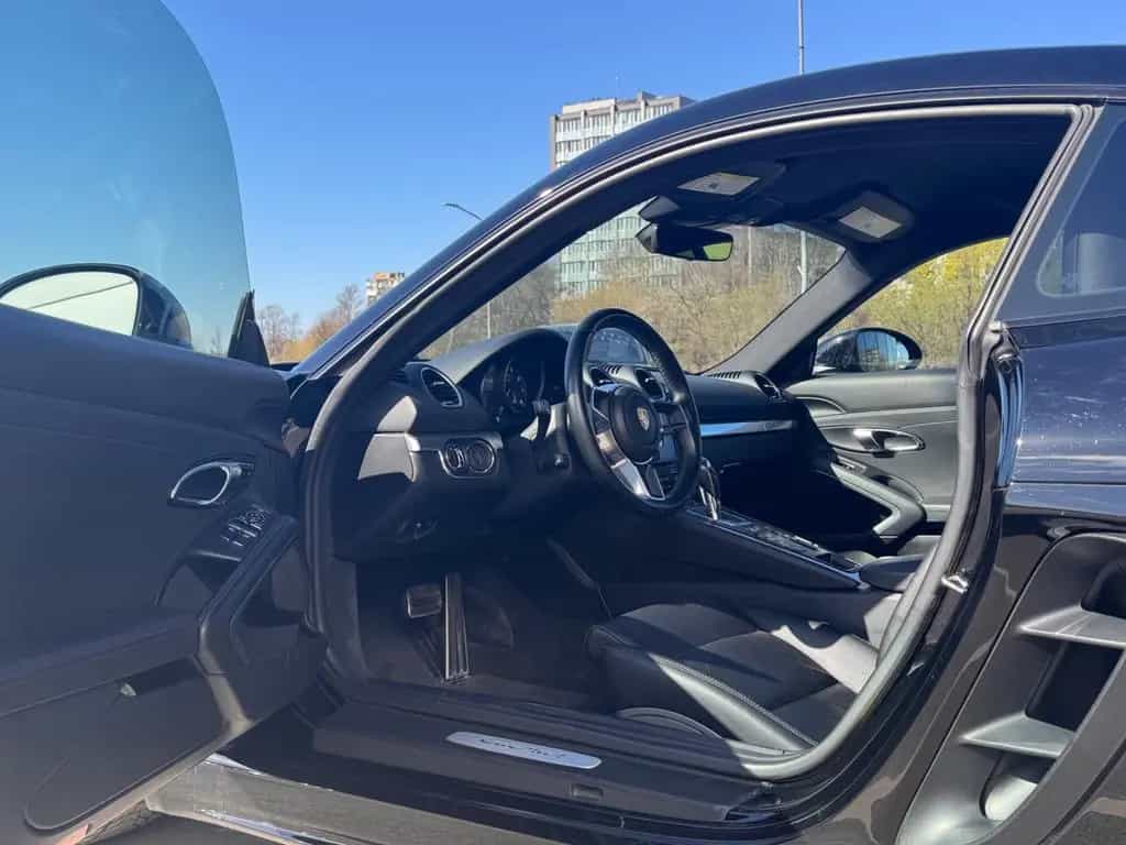 Porsche Cayman T Cayman T 01/2019-photo-7