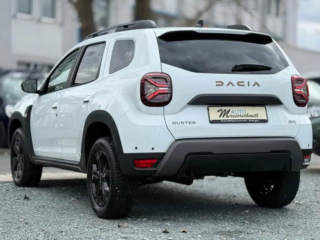 Dacia Duster II Extreme 4WD NAVI SHZ LED 360CAM 12/2023-photo-2